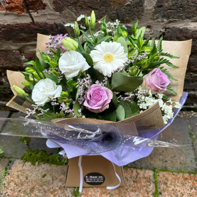 Aquatic Scent - A breathtaking spray of seasonal flowers interspersed with foliage. Natural, beautiful and just perfect. Aquatic Scent - A breathtaking spray of seasonal flowers interspersed with foliage. Natural, beautiful and just perfect.